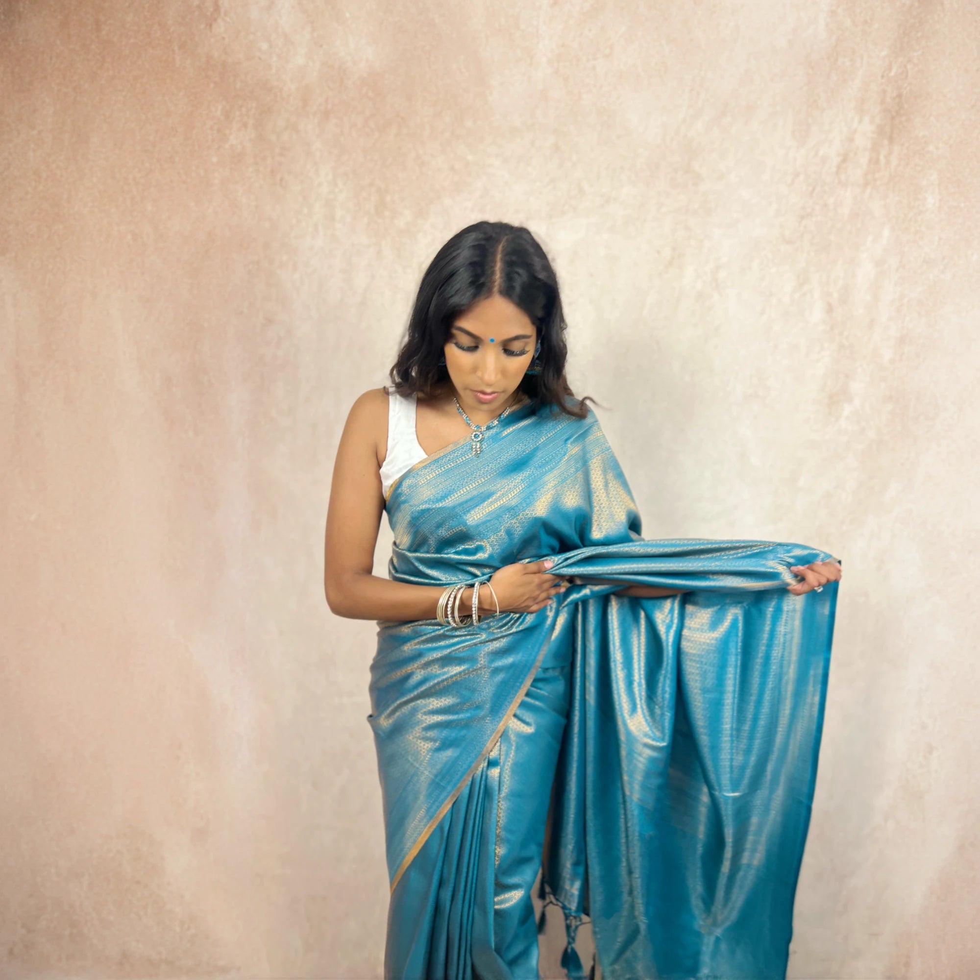 Kubera Soft Silk (Blue)
