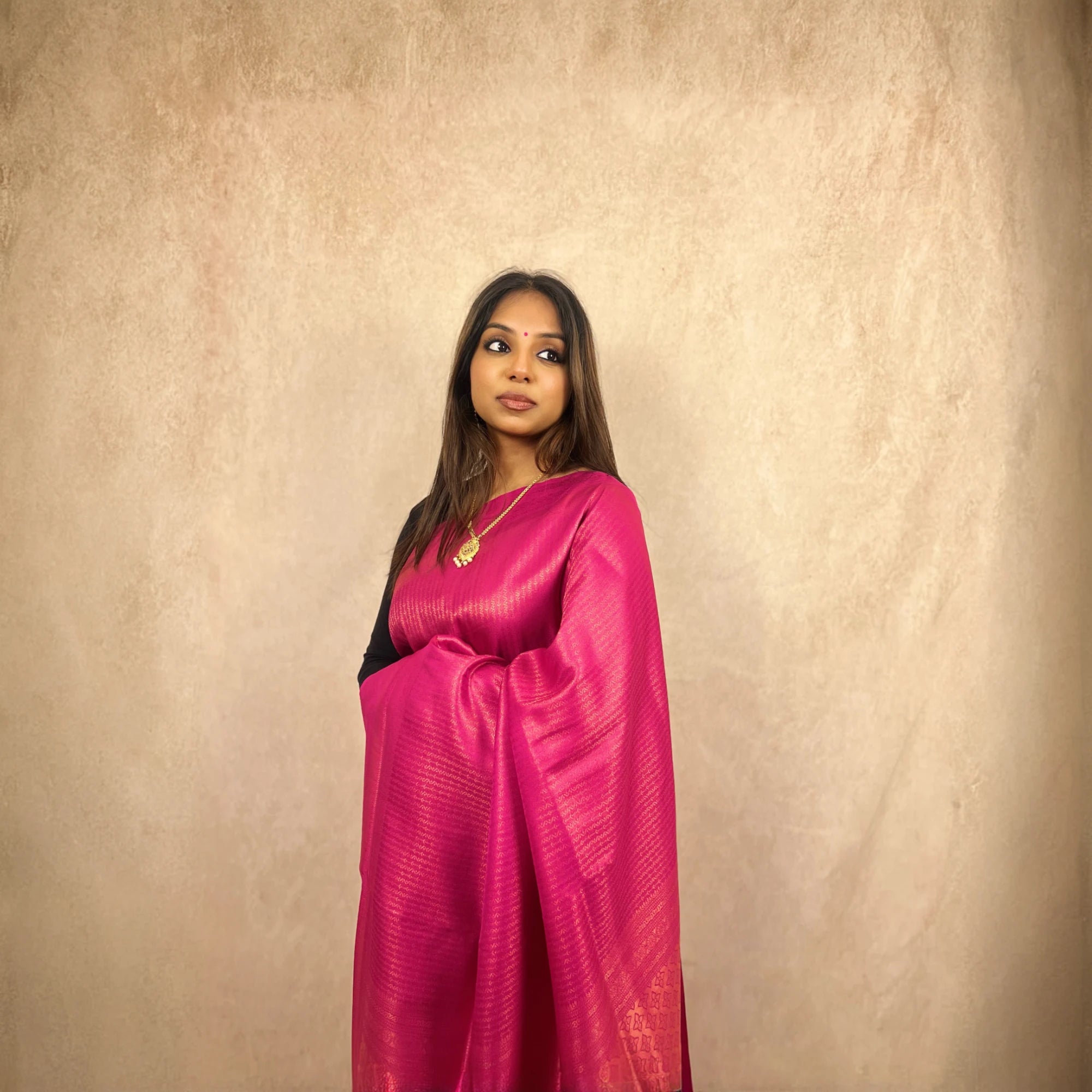 Kubera Soft Silk (Hot Pink)