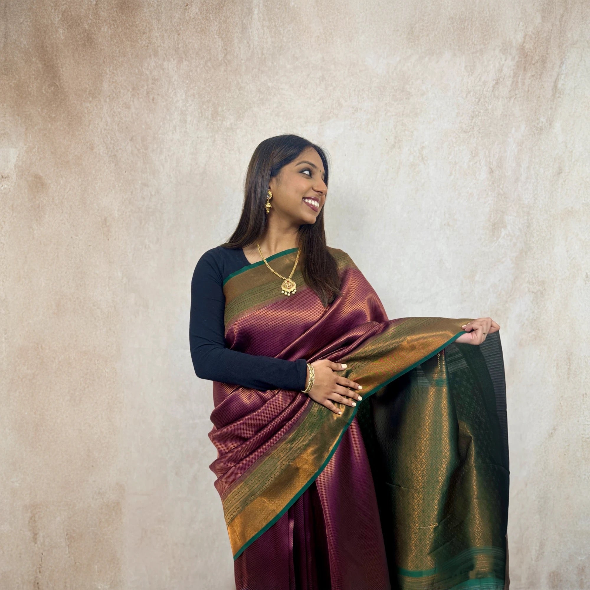 Semi Kanchi (Wine/Green)