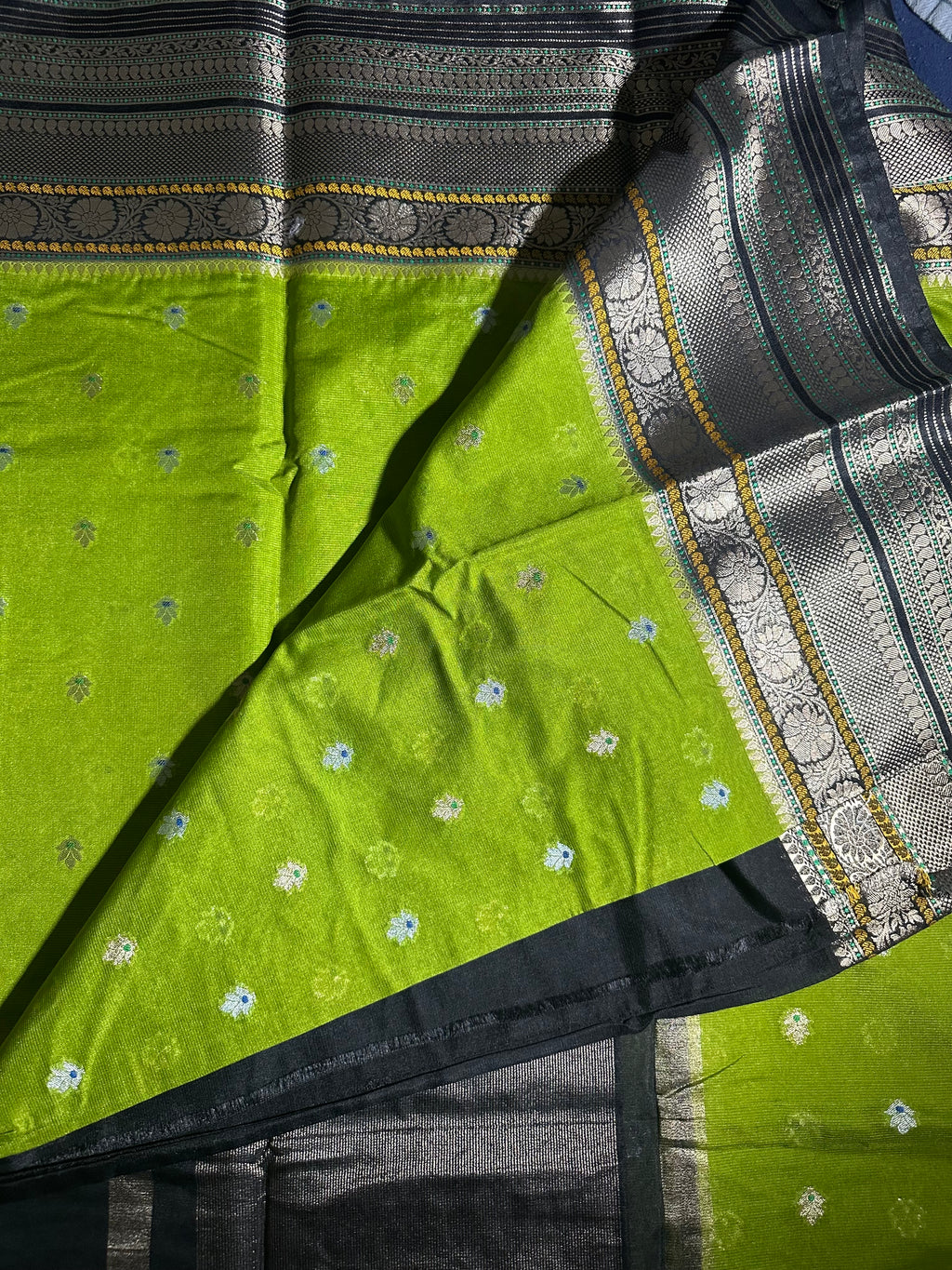 Banarasi Silk (Parrot Green/Black)