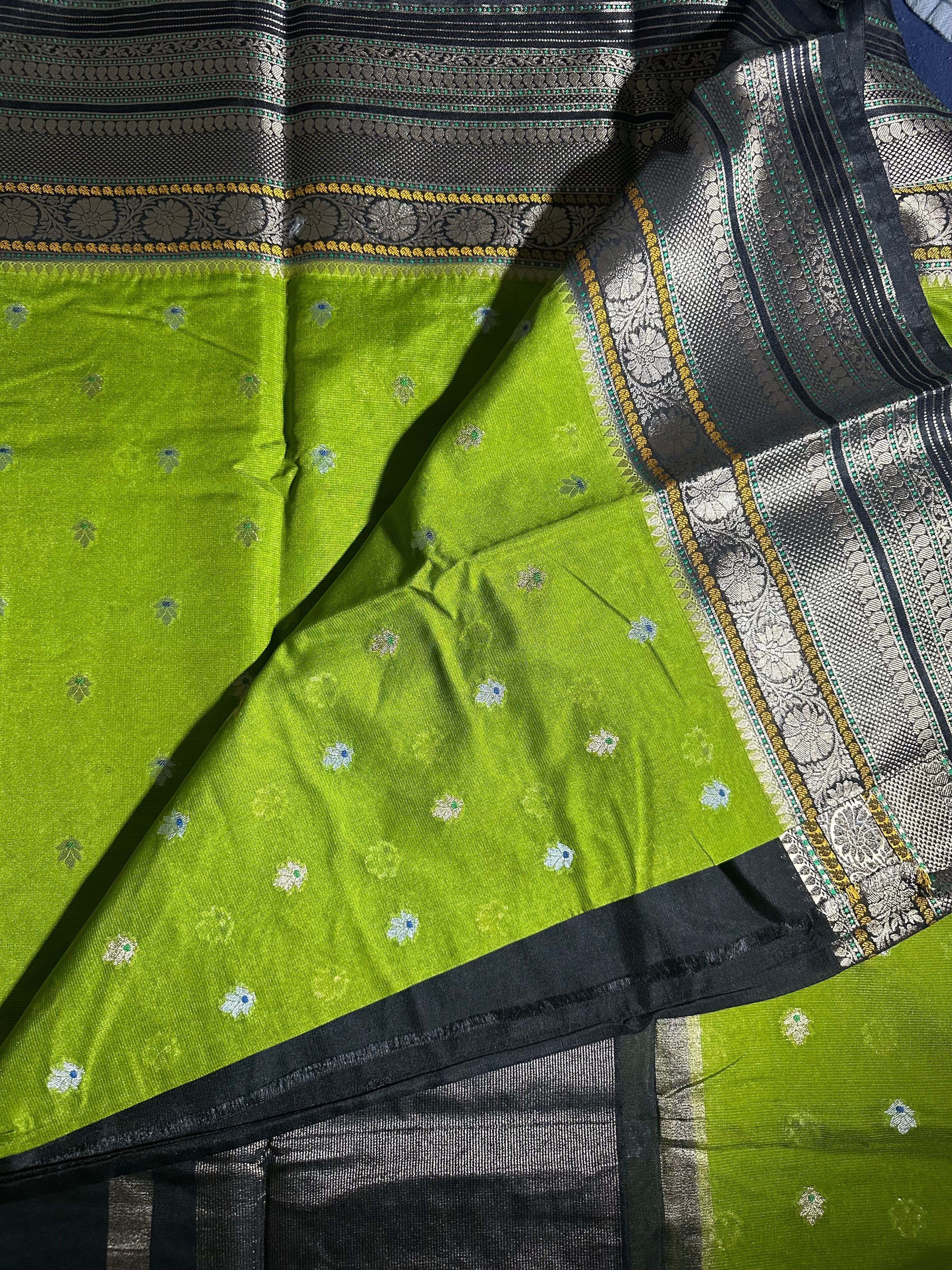 Banarasi Silk (Parrot Green/Black)